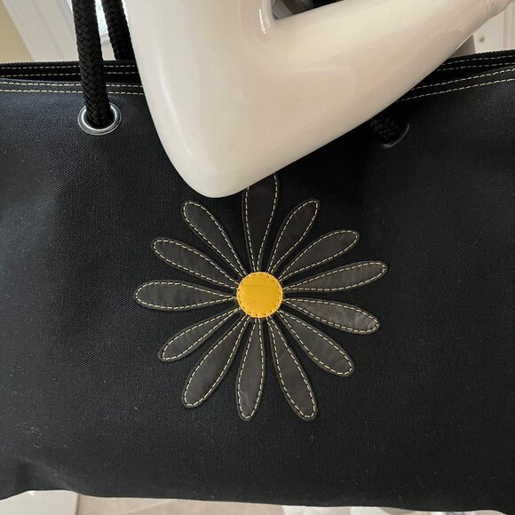 Black/Yellow Daisy Large Tote by Nautilos - Authentic - Picture 4 of 16